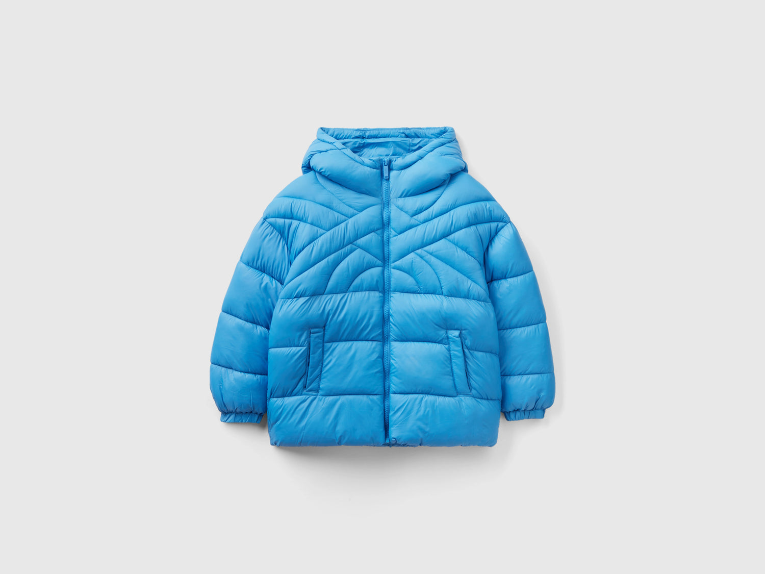 Piumino corto imbottito con ovatta riciclata da bambino azzurro | Benetton Outlet