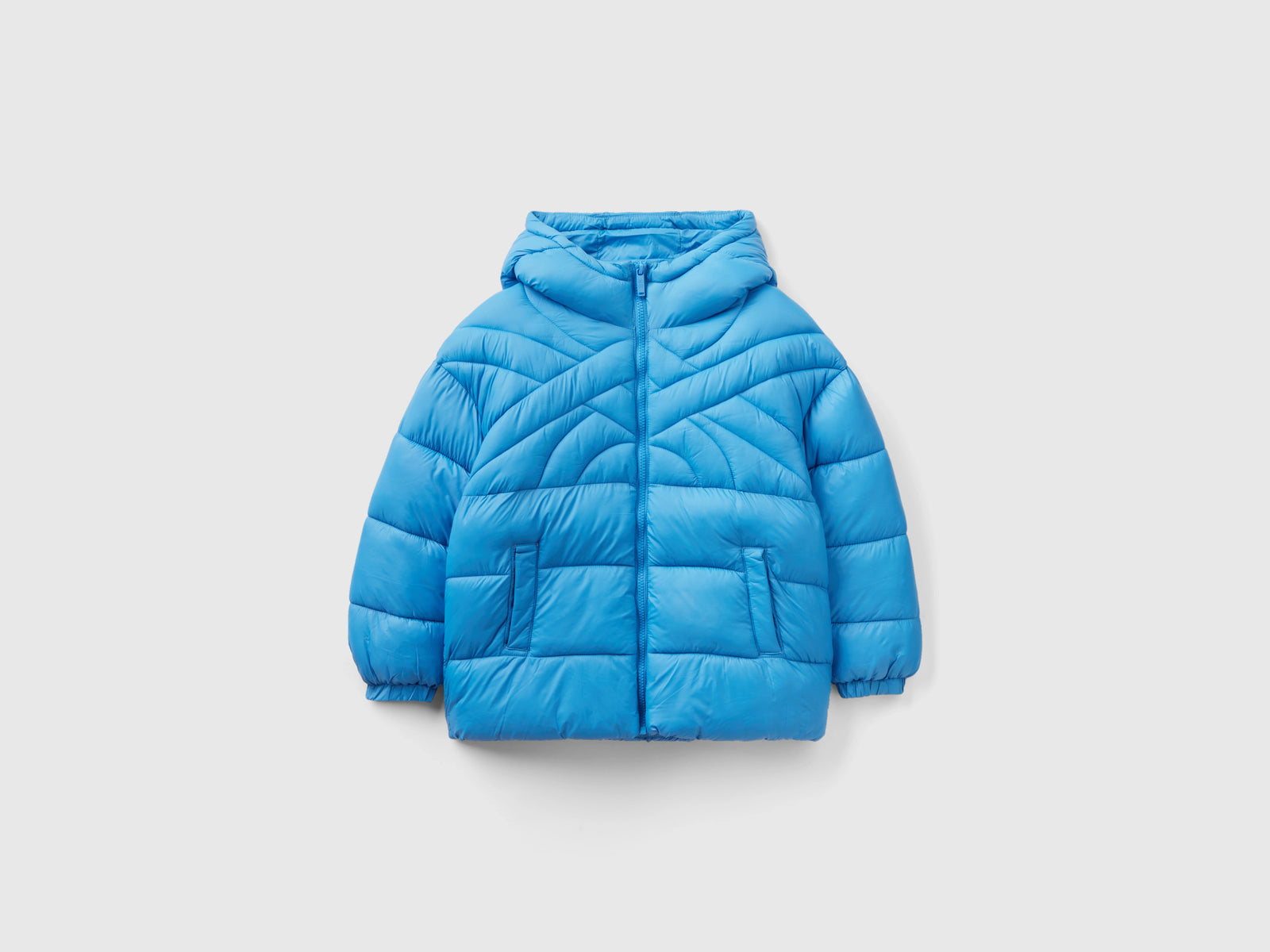 Piumino corto imbottito con ovatta riciclata da bambino azzurro | Benetton Outlet