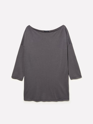T-shirt con scollo a barca