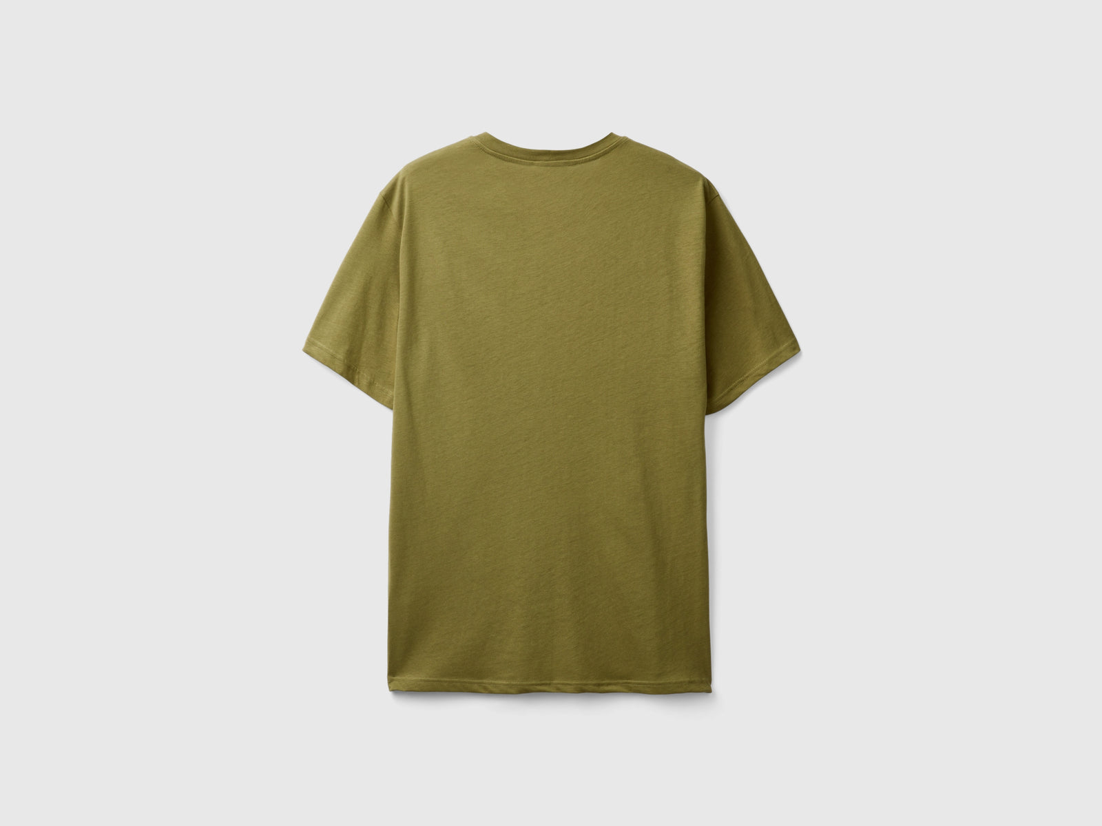 T-shirt da uomo verde militare 2 | Benetton Outlet
