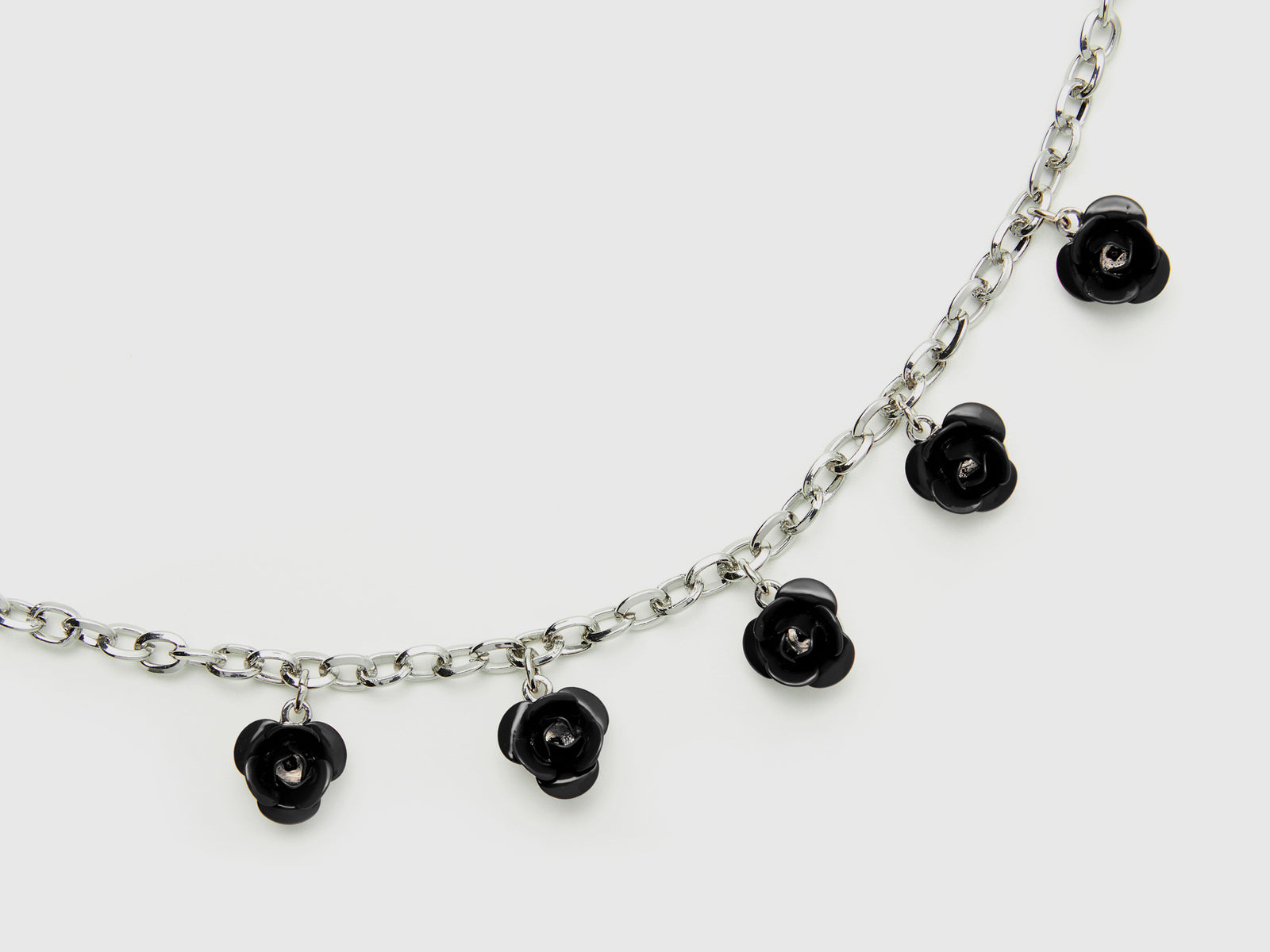 Bracciale con rose da donna nero 2 | Benetton Outlet