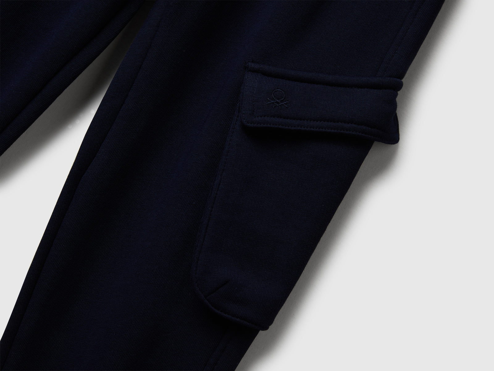 Joggers cargo in felpa da bambino blu scuro 3 | Benetton Outlet