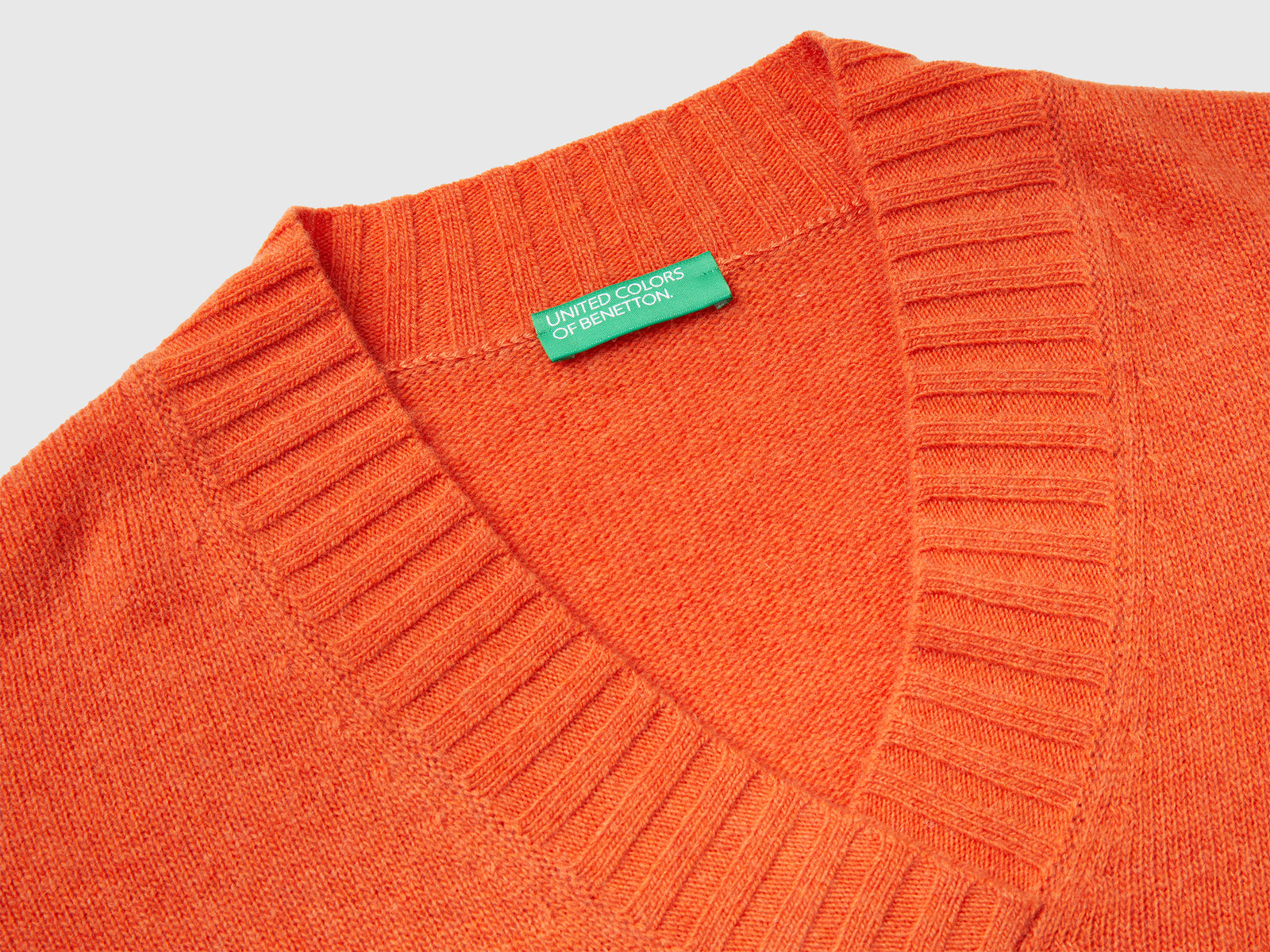 Maglione over fit in misto lana da donna arancione 3 | Benetton Outlet