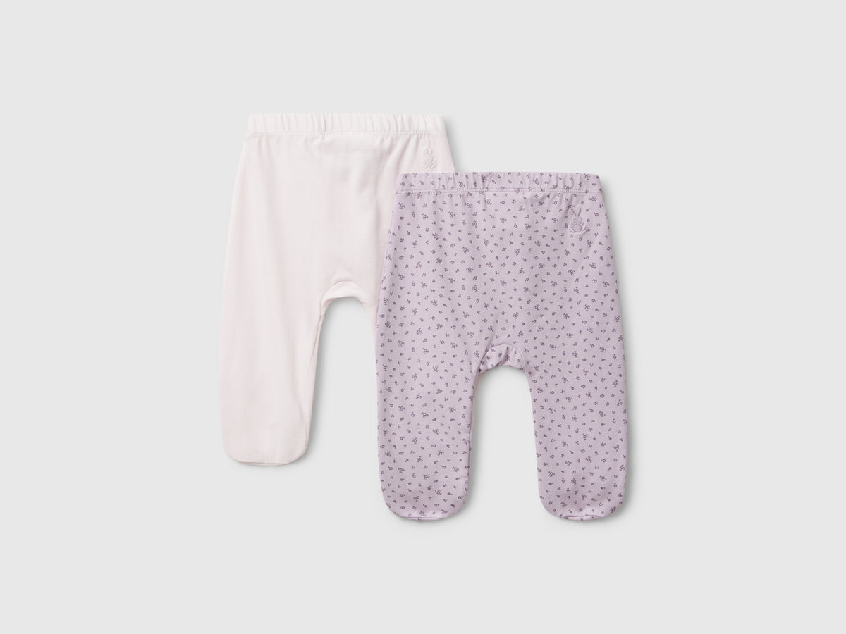 Due pantaloni in cotone