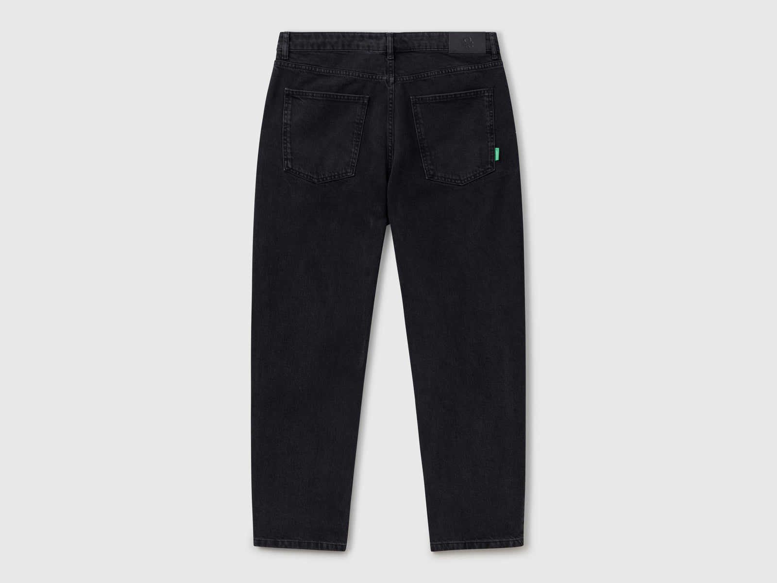 Jeans chino regular fit da uomo nero 2 | Benetton Outlet