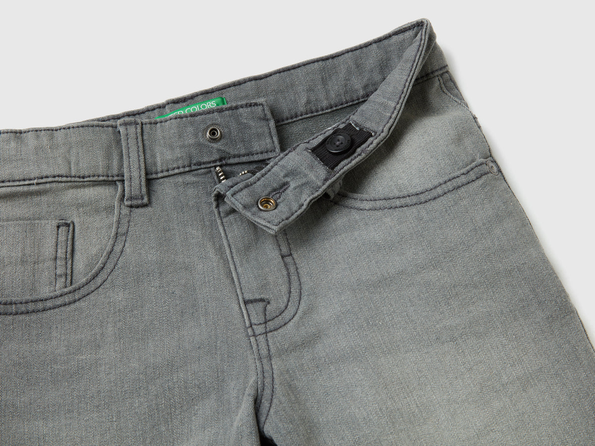 Bermuda slim fit in denim
