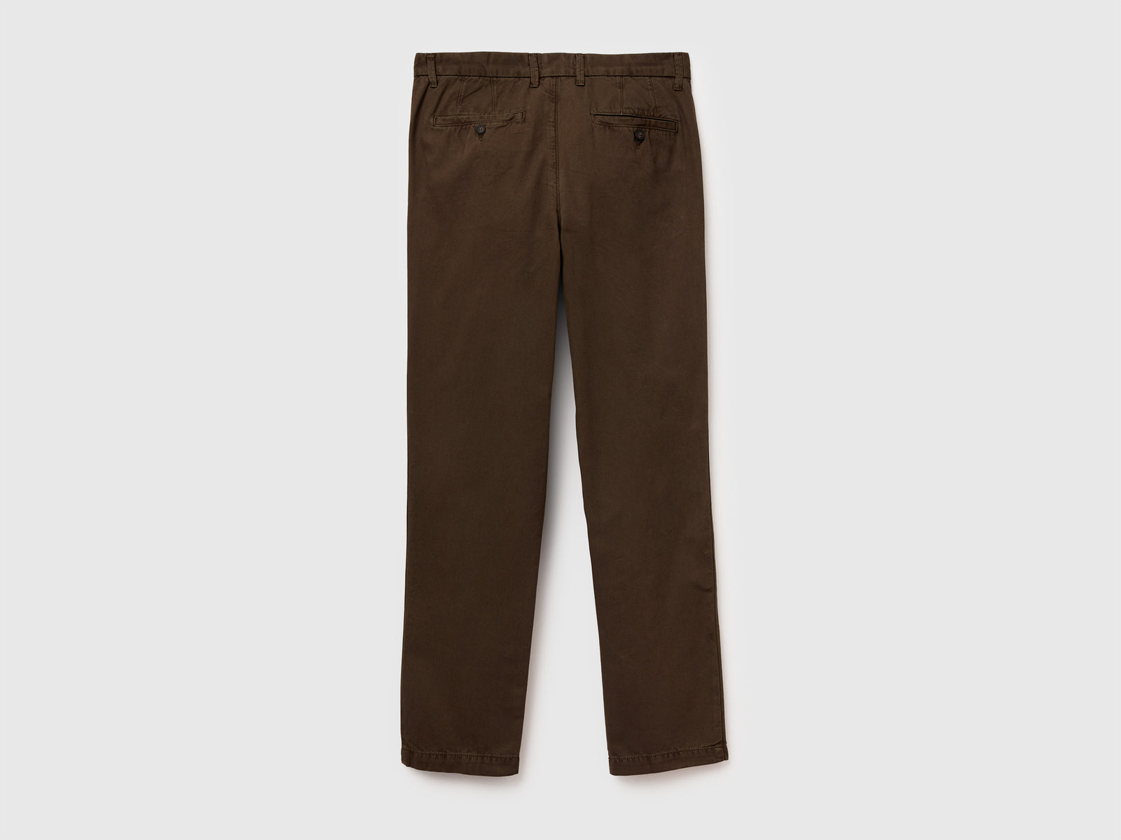 Chino slim fit da uomo marrone scuro 2 | Benetton Outlet