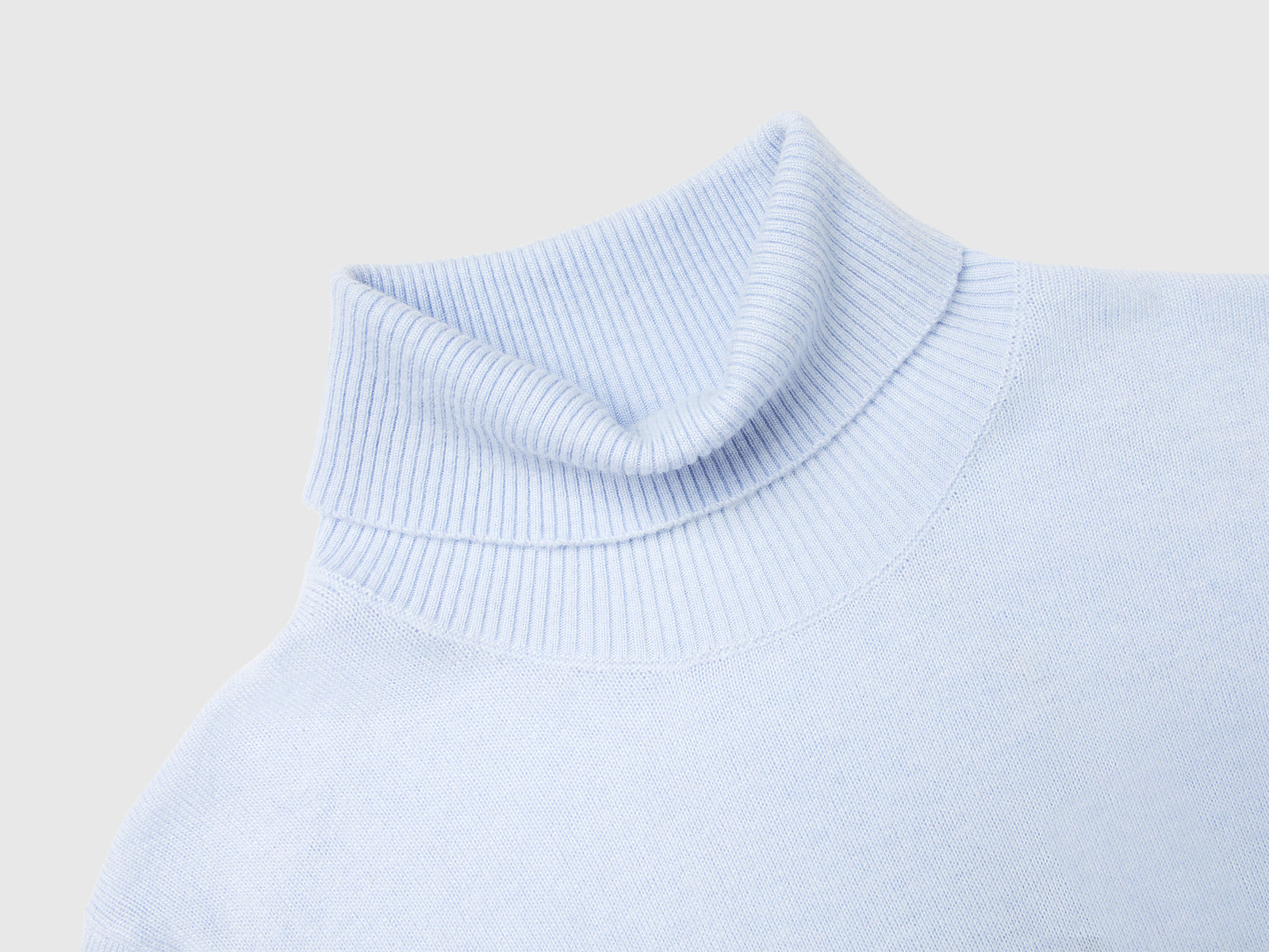 Dolcevita a manica corta in misto cashmere da donna azzurro 3 | Benetton Outlet