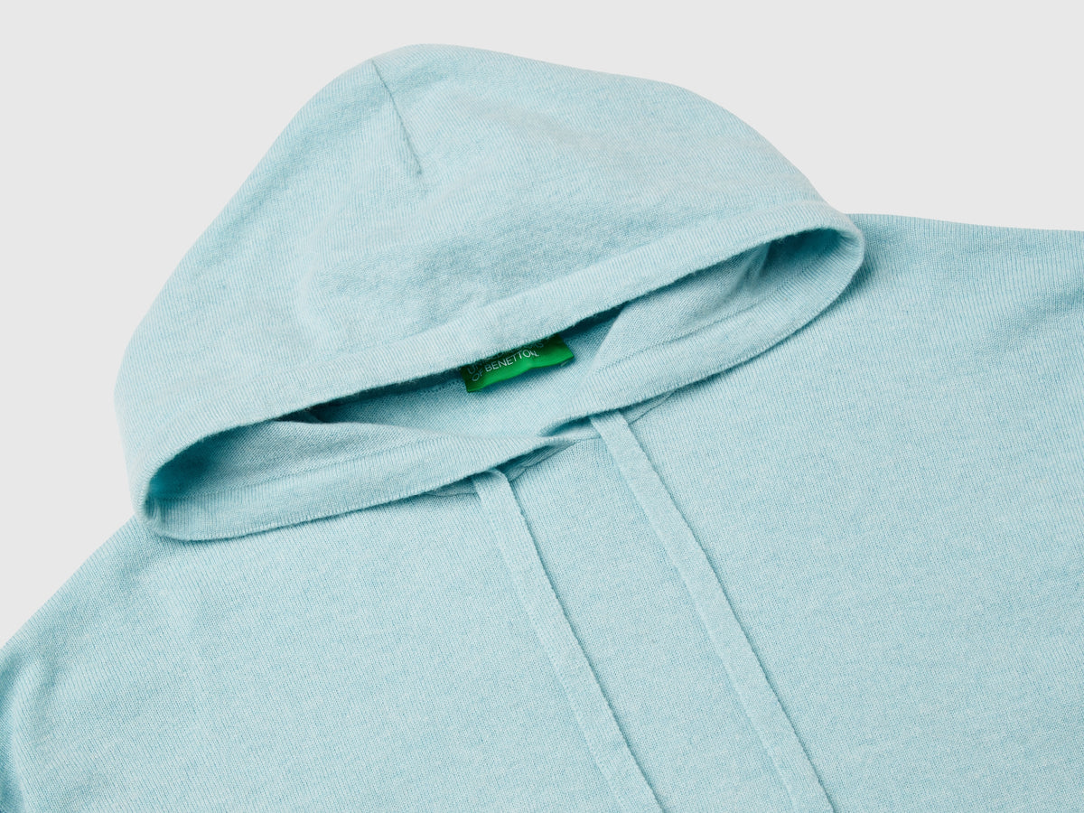 Maglia verde acqua chiaro misto cashmere con cappuccio