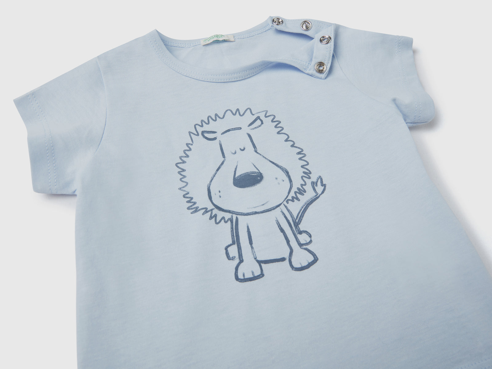 Maglietta girocollo a manica corta in puro cotone da neonato celeste 2 | Benetton Outlet