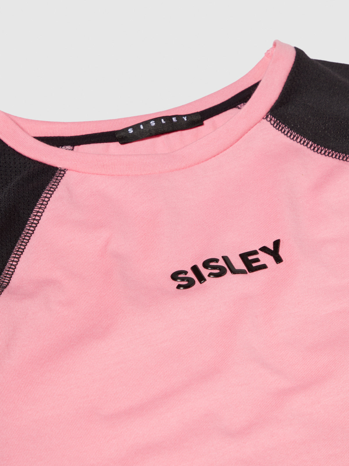 T-shirt sporty con logo