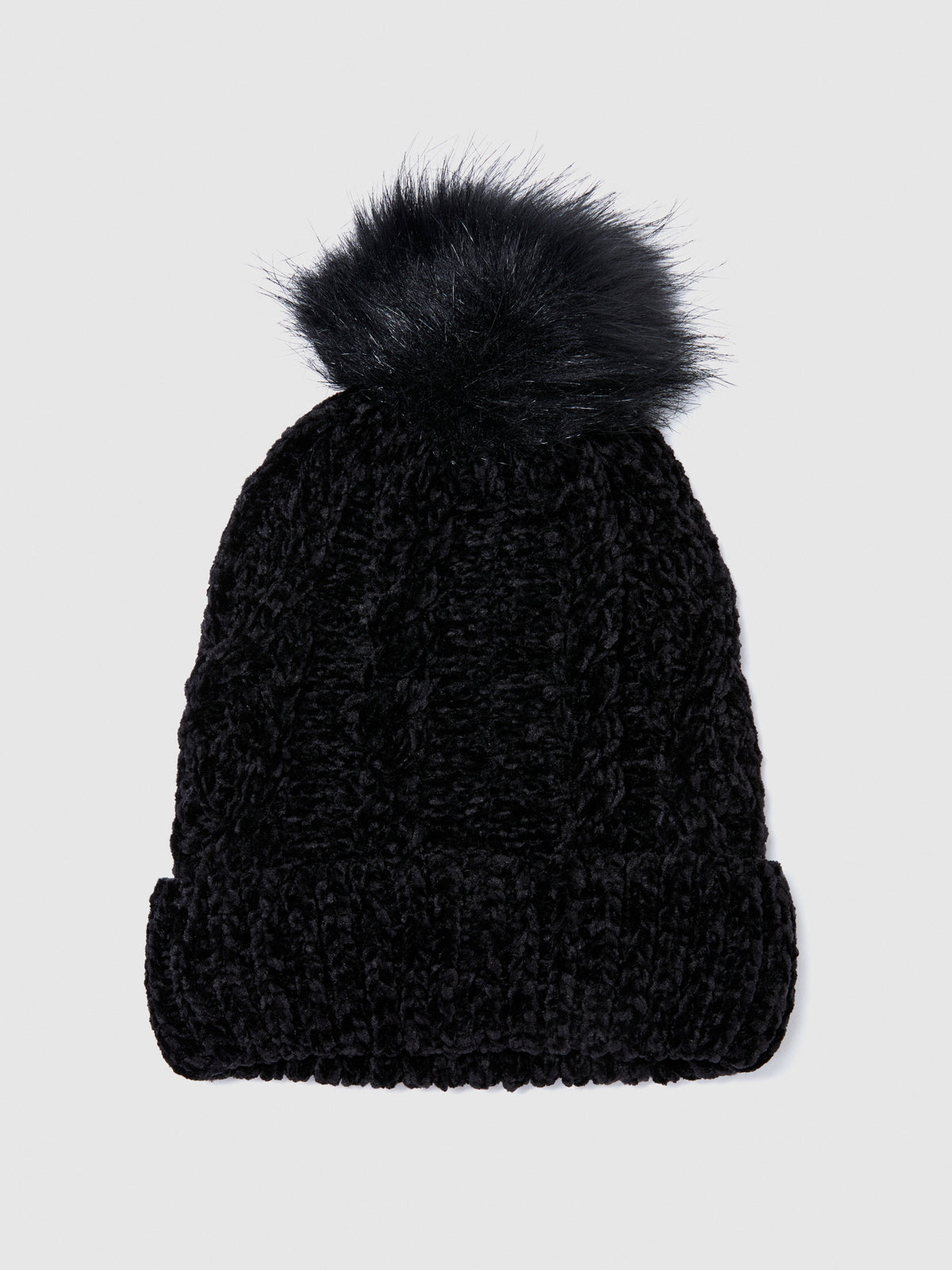 Cappello in ciniglia con pompon