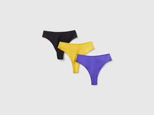 Tre slip sportivi in tessuto riciclato