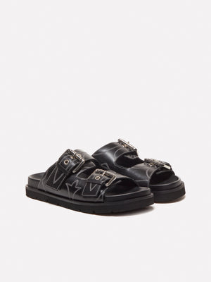 Ciabatte in pelle con impunture