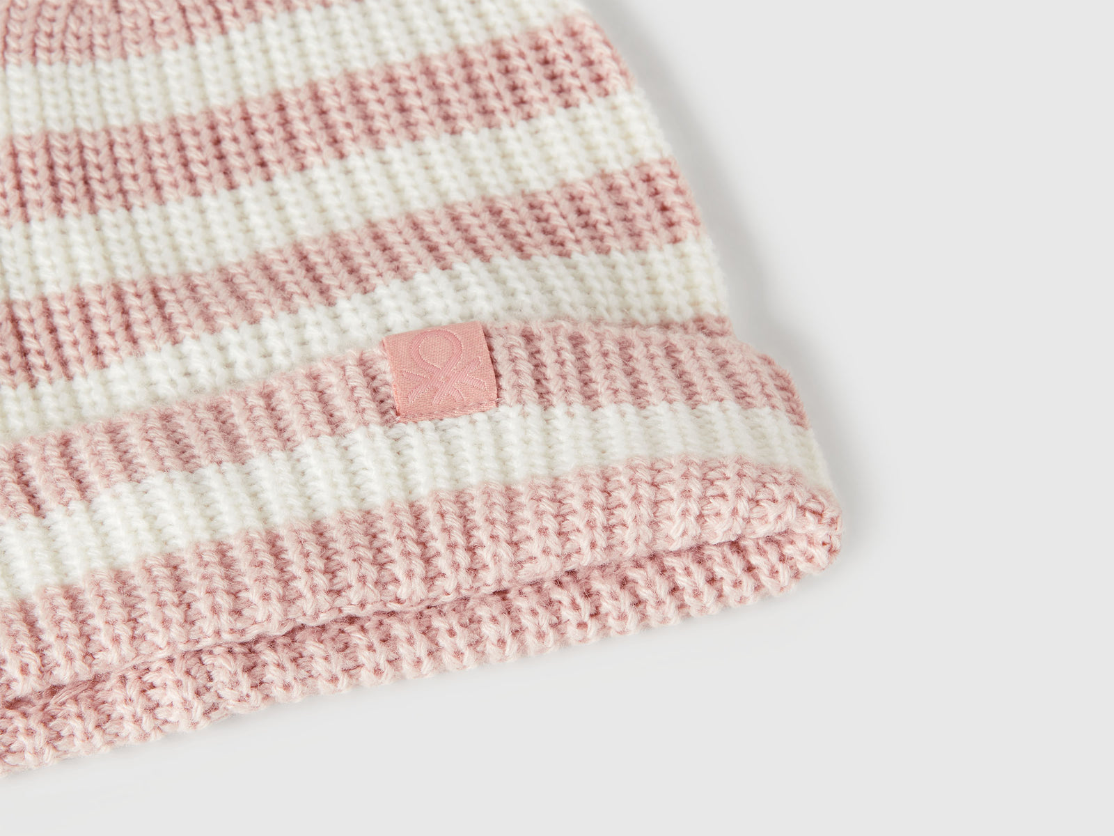 Cappello a righe da bimbo rosa tenue 3 | Benetton Outlet