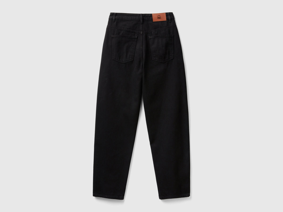 Pantaloni mom fit