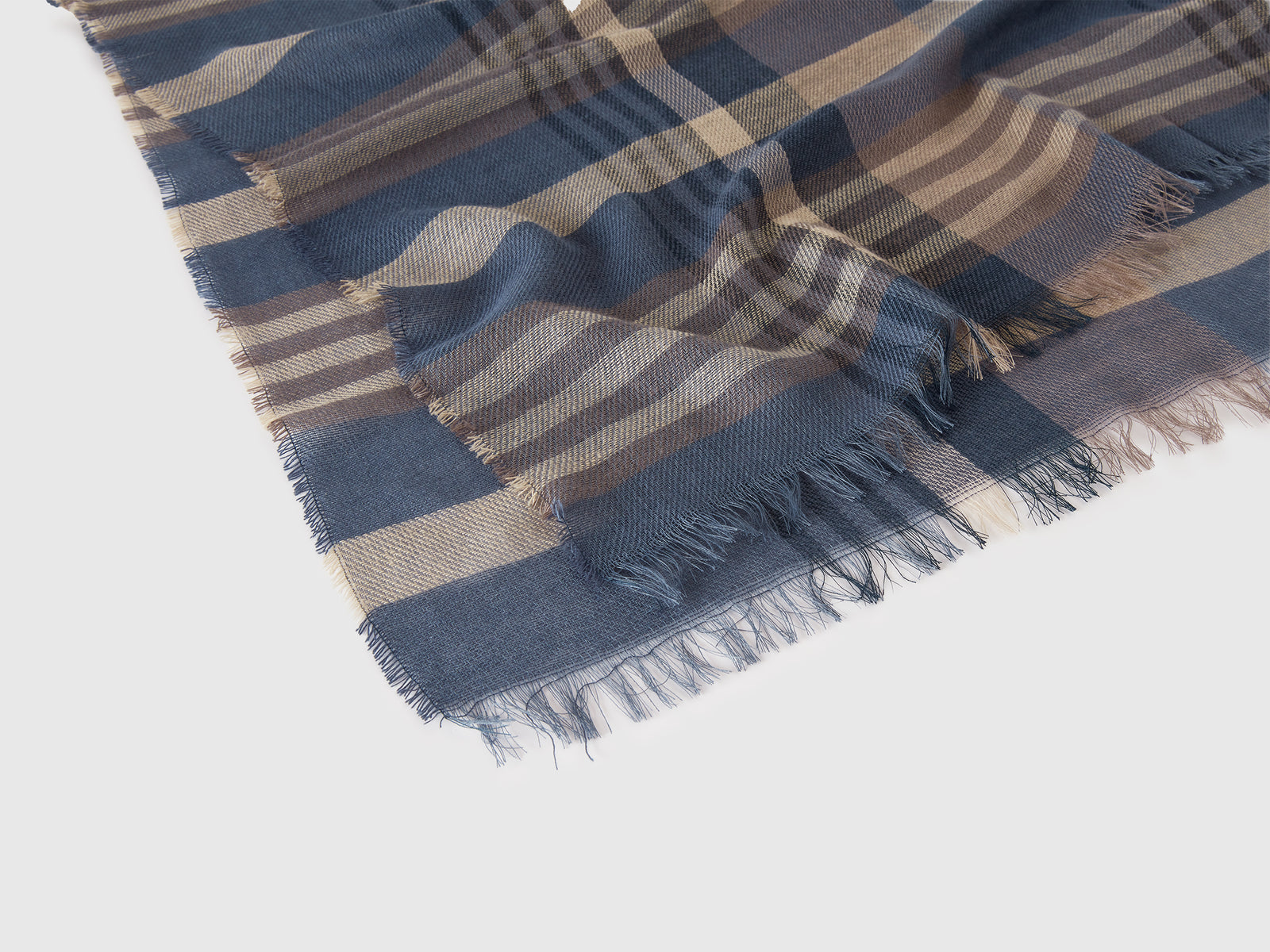 Sciarpa a quadri jacquard da uomo blu scuro 2 | Benetton Outlet