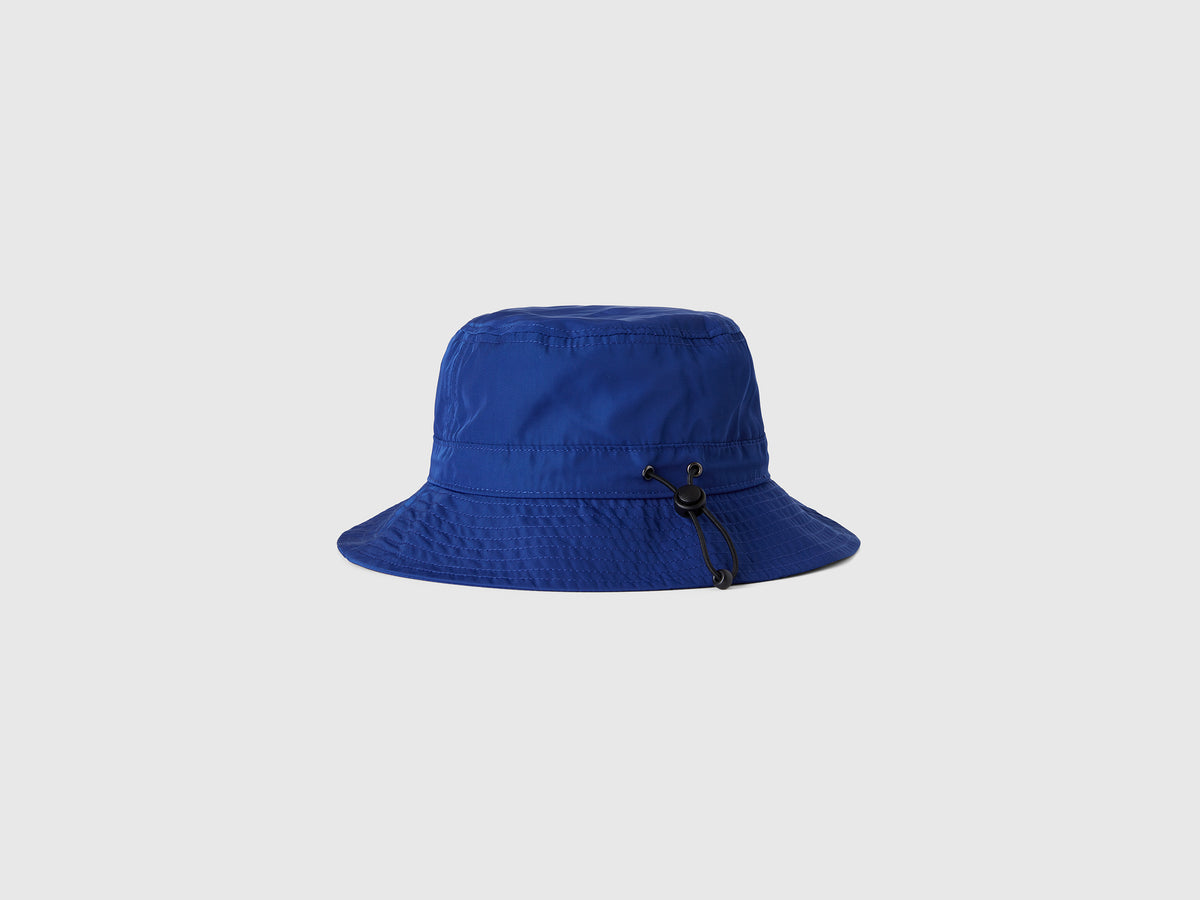 Cappello alla pescatora con coulisse