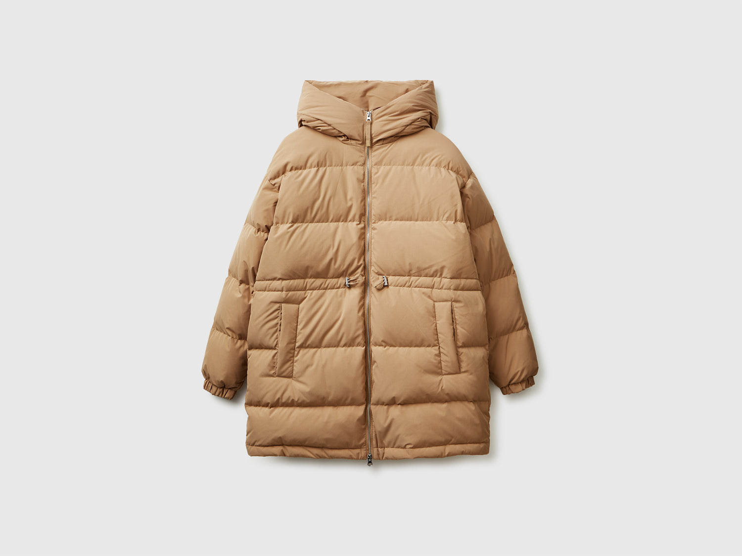 Piumino lungo imbottito con piuma riciclata da donna cammello | Benetton Outlet