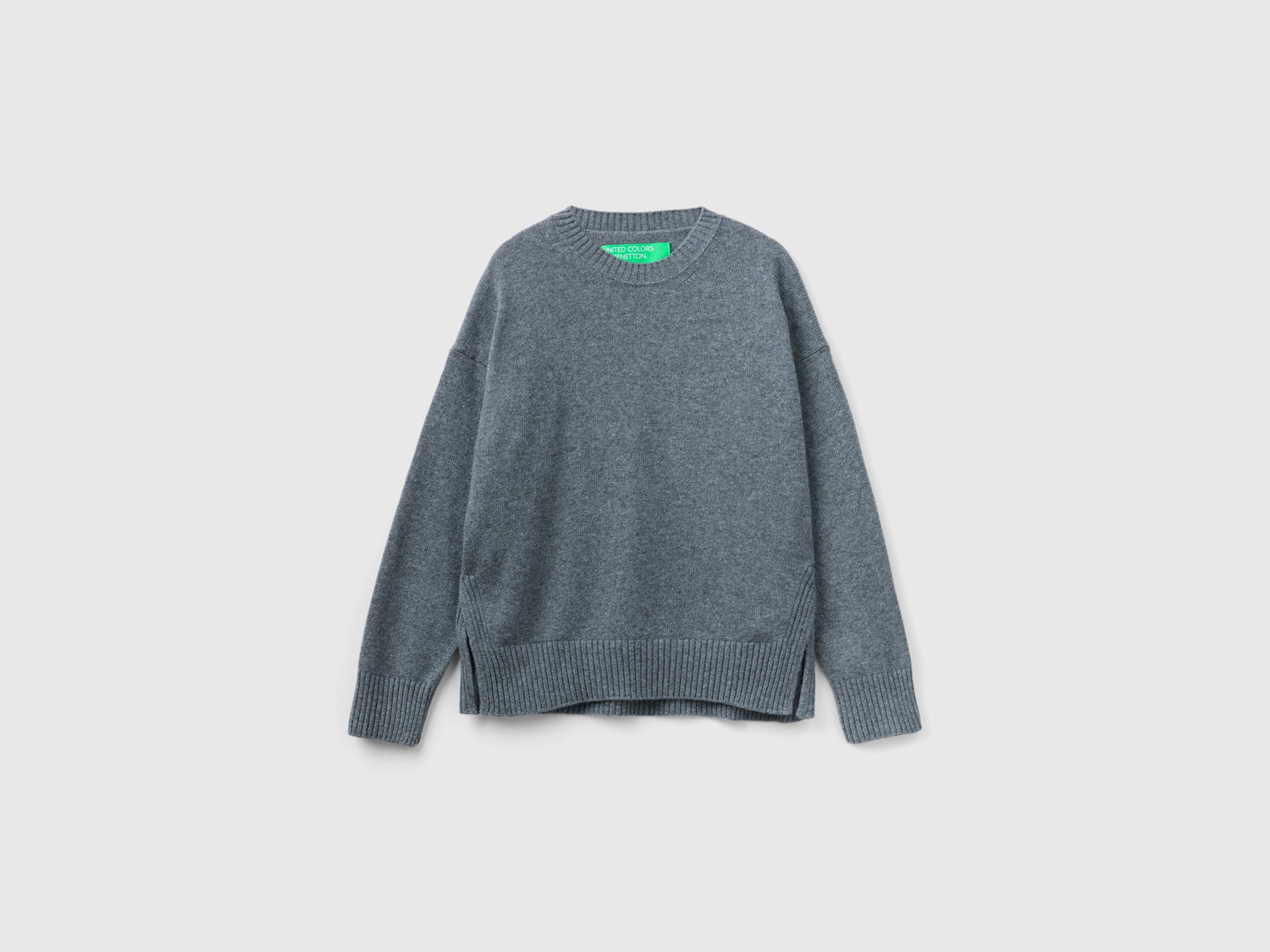 Maglia boxy fit in misto lana da donna grigio scuro | Benetton Outlet