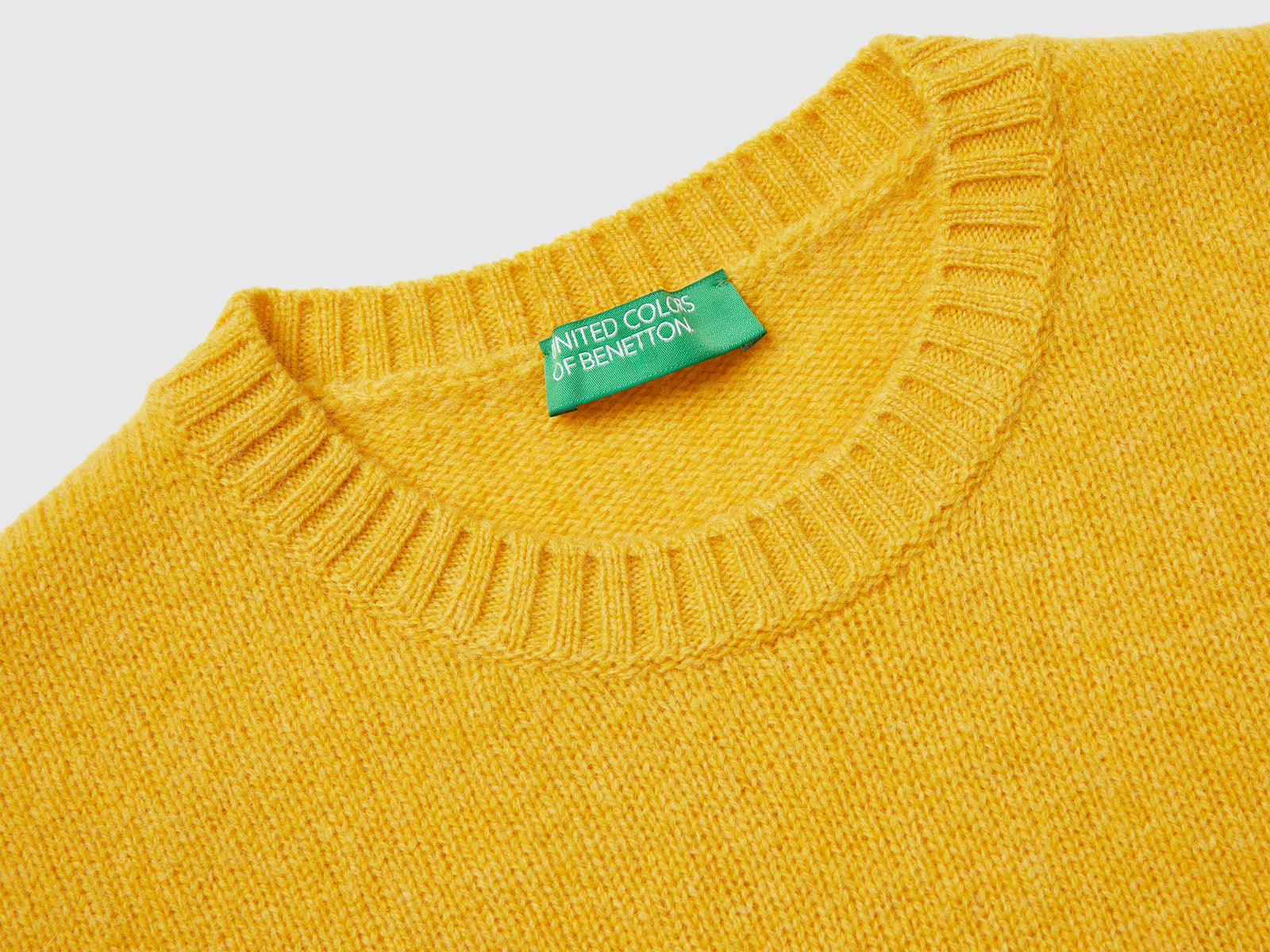 Maglia in pura lana Shetland da donna senape 3 | Benetton Outlet