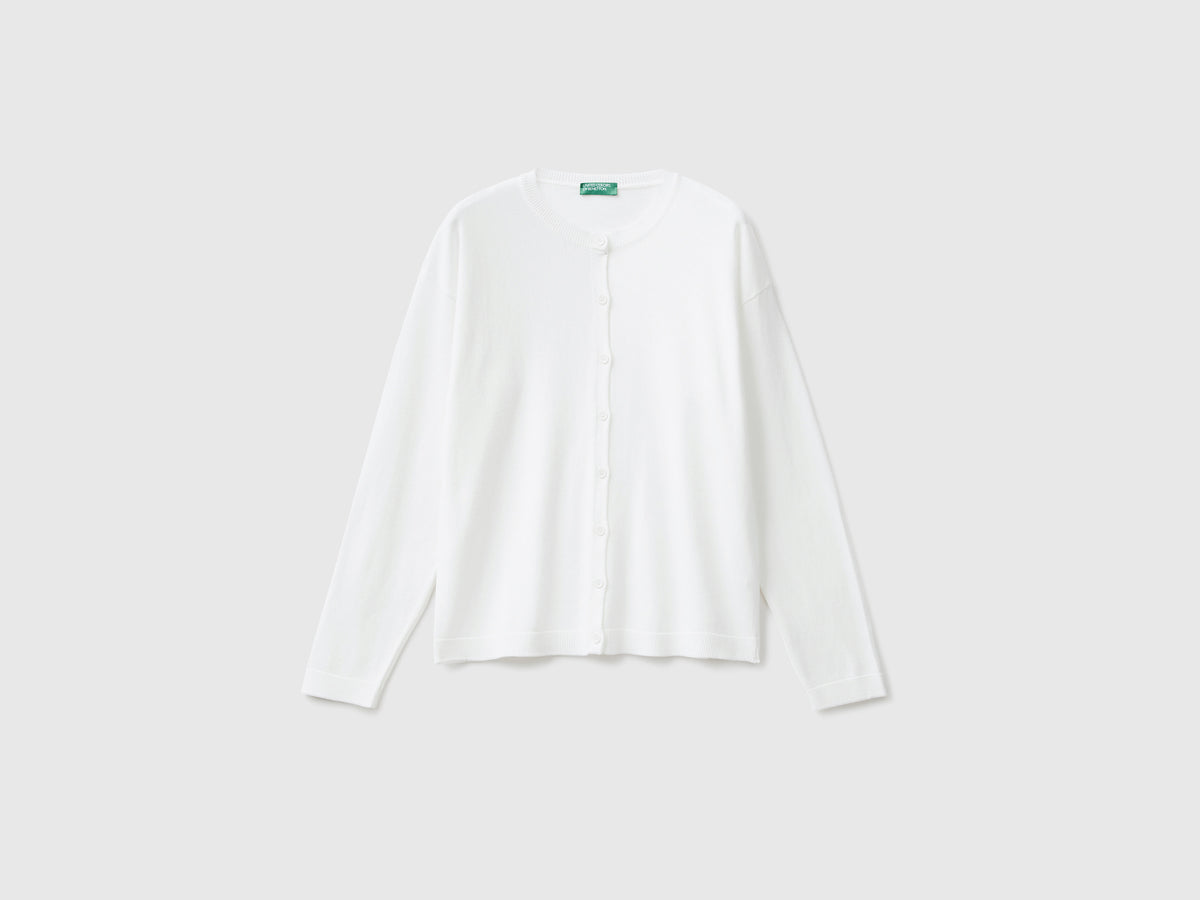 Cardigan girocollo con bottoni