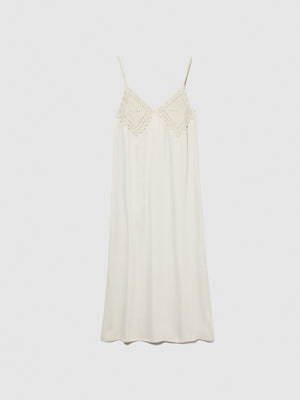 Vestito in satin con uncinetto