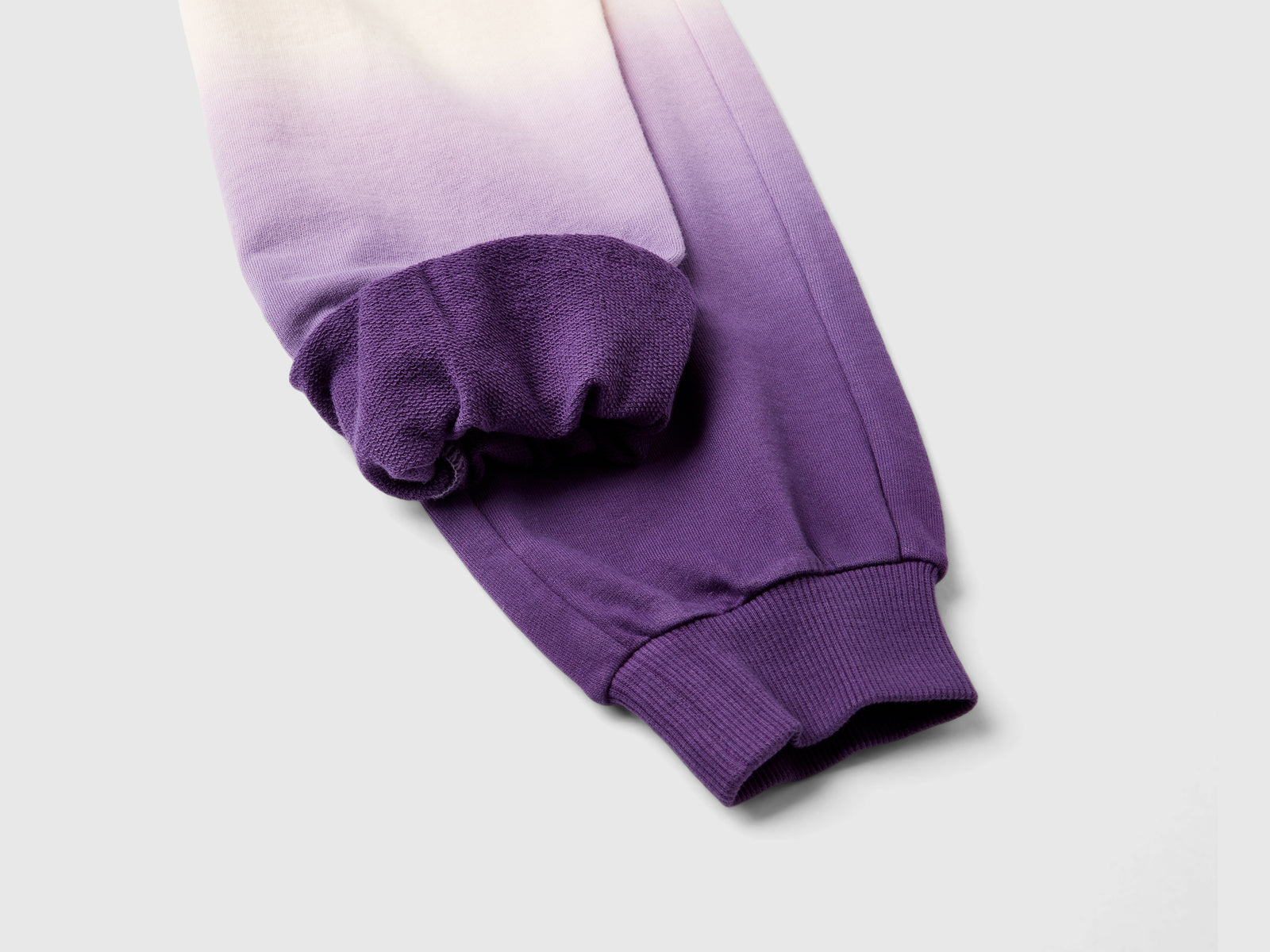 Pantaloni in felpa con coulisse da bambina lilla 2 | Benetton Outlet