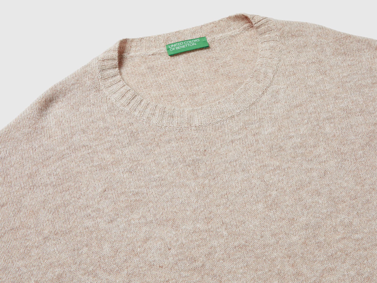 Maglione in misto lana e viscosa da donna beige 3 | Benetton Outlet