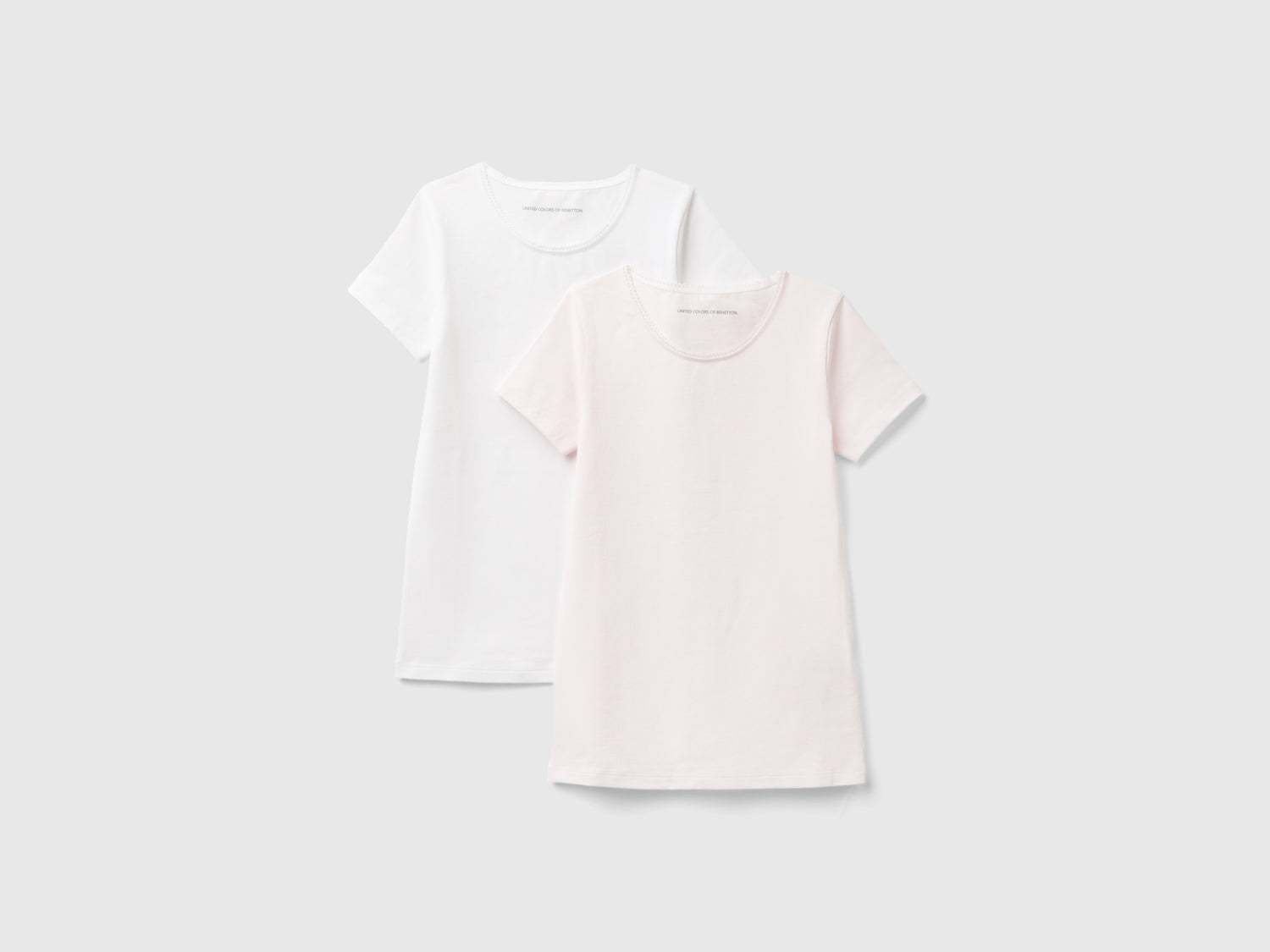 Due t-shirt in cotone stretch da bambina multi-color | Benetton Outlet
