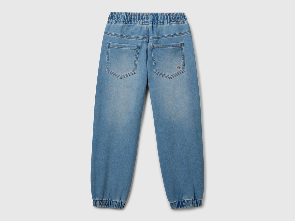 Joggers di jeans