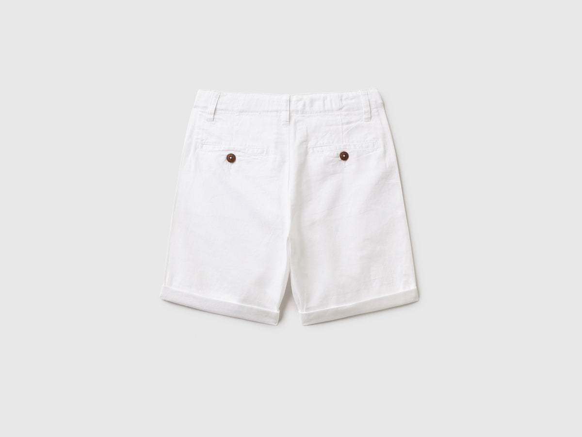 Bermuda chino in misto lino
