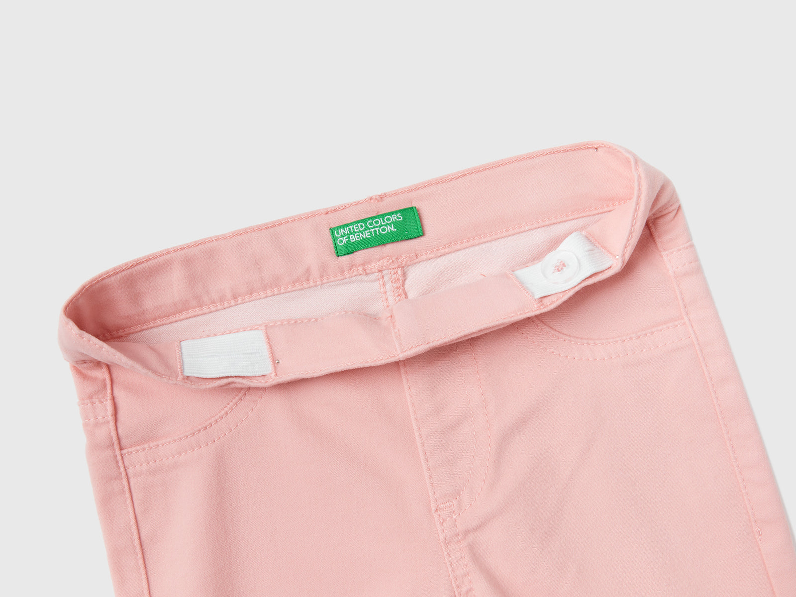 Pantaloni elasticizzati a zampa da bimba rosa 3 | Benetton Outlet