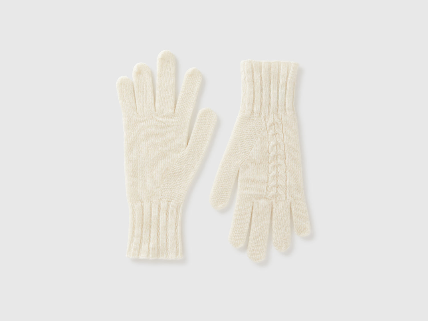 Guanti con lavorazione treccia da donna bianco panna | Benetton Outlet