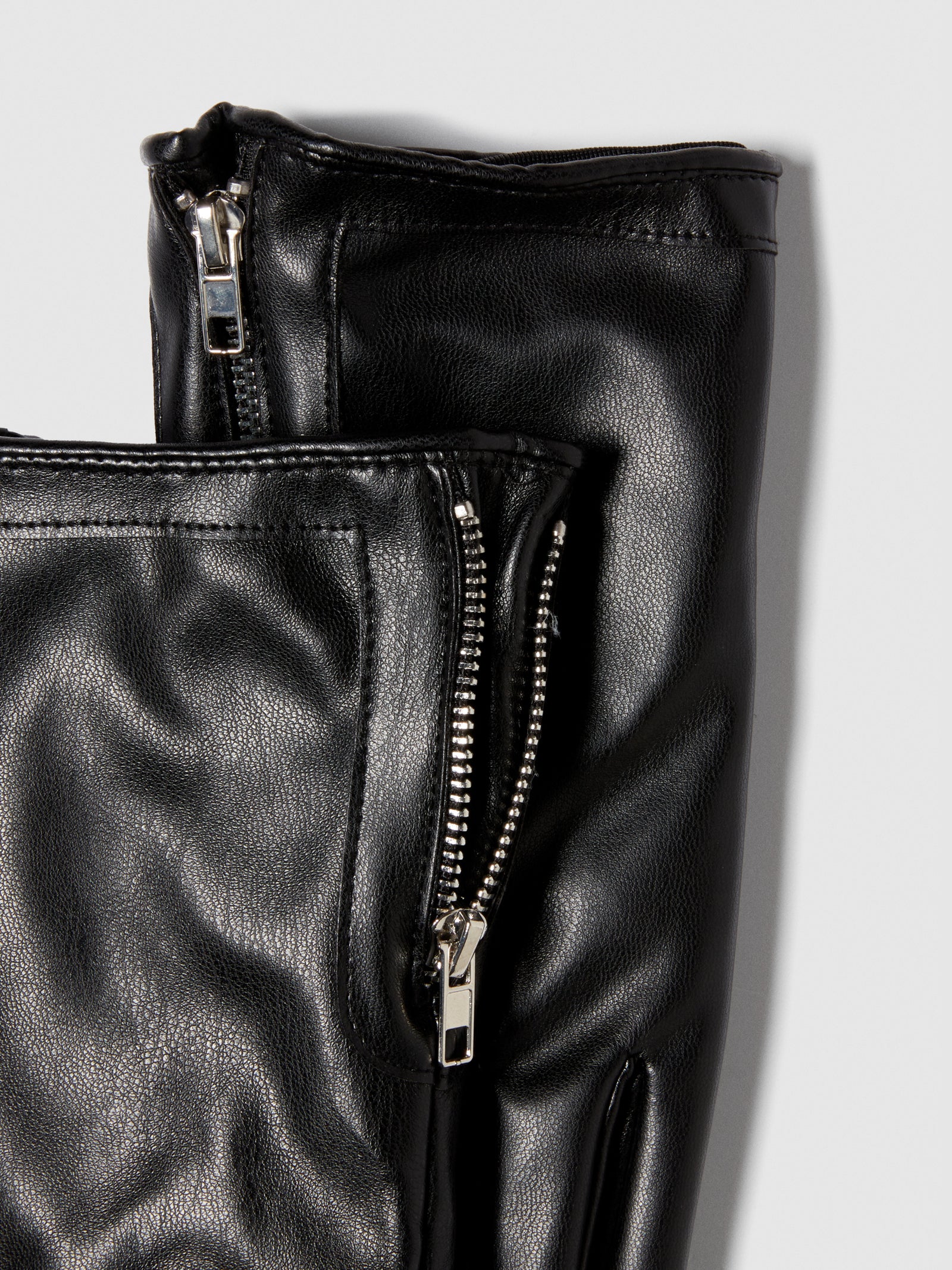 Guanti con zip da donna nero 2 | Sisley Outlet