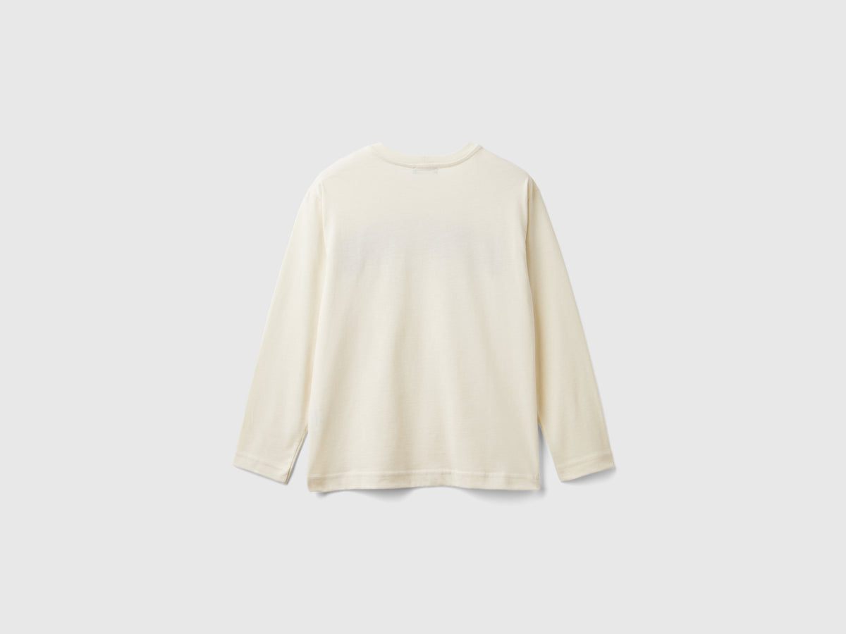 Calda maglietta con stampa logo