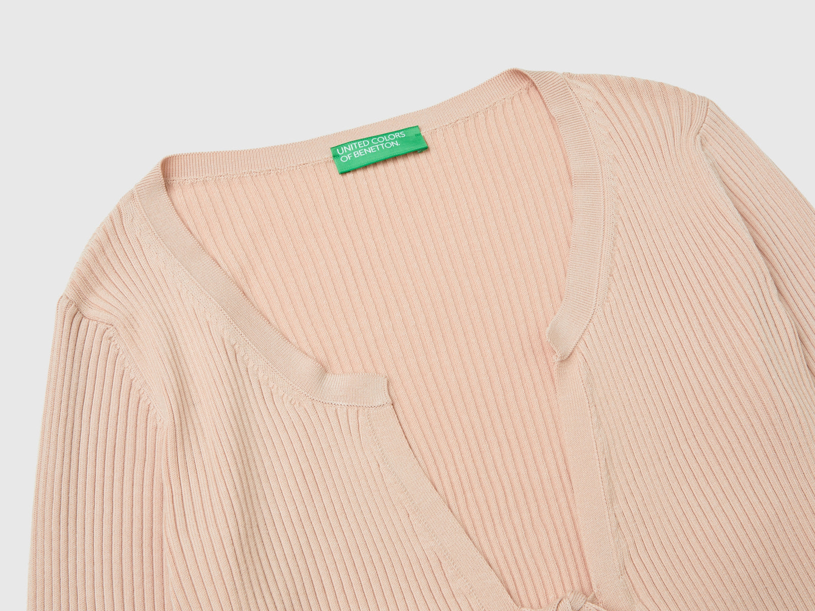 Cardigan cropped con laccetti da donna rosa tenue 3 | Benetton Outlet