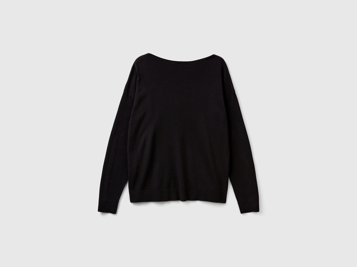 Maglia con scollo a barchetta