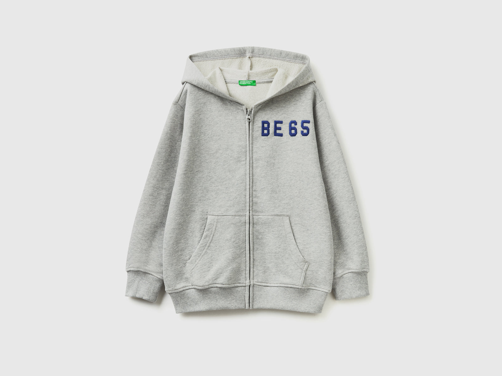 Felpa con zip e ricamo logo da bambino grigio chiaro | Benetton Outlet