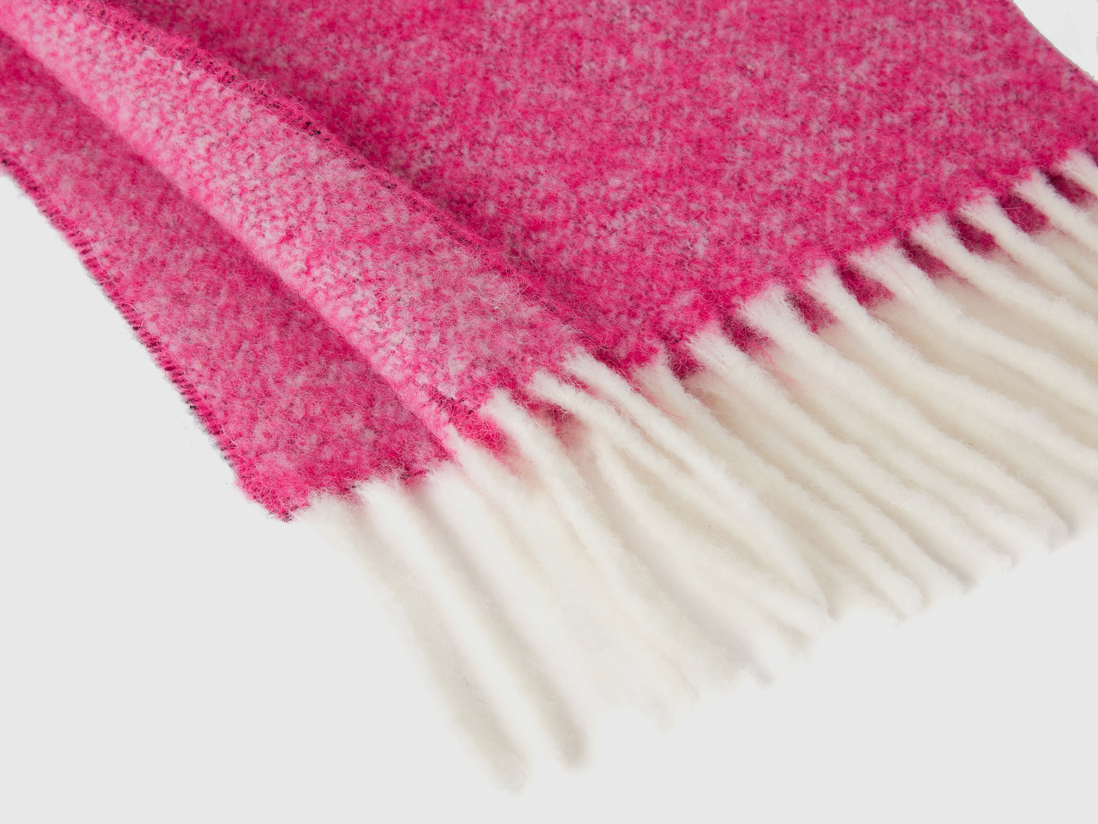 Sciarpa in misto lana e tessuto riciclato da donna fucsia 2 | Benetton Outlet