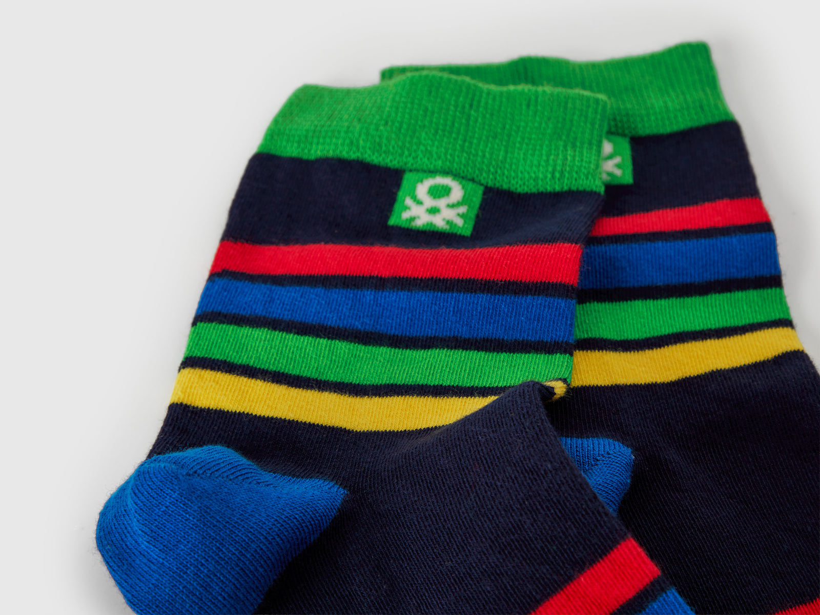 Calzini alti fantasia da uomo multi-color 2 | Benetton Outlet