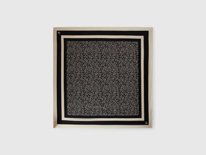 Foulard fantasia in tessuto