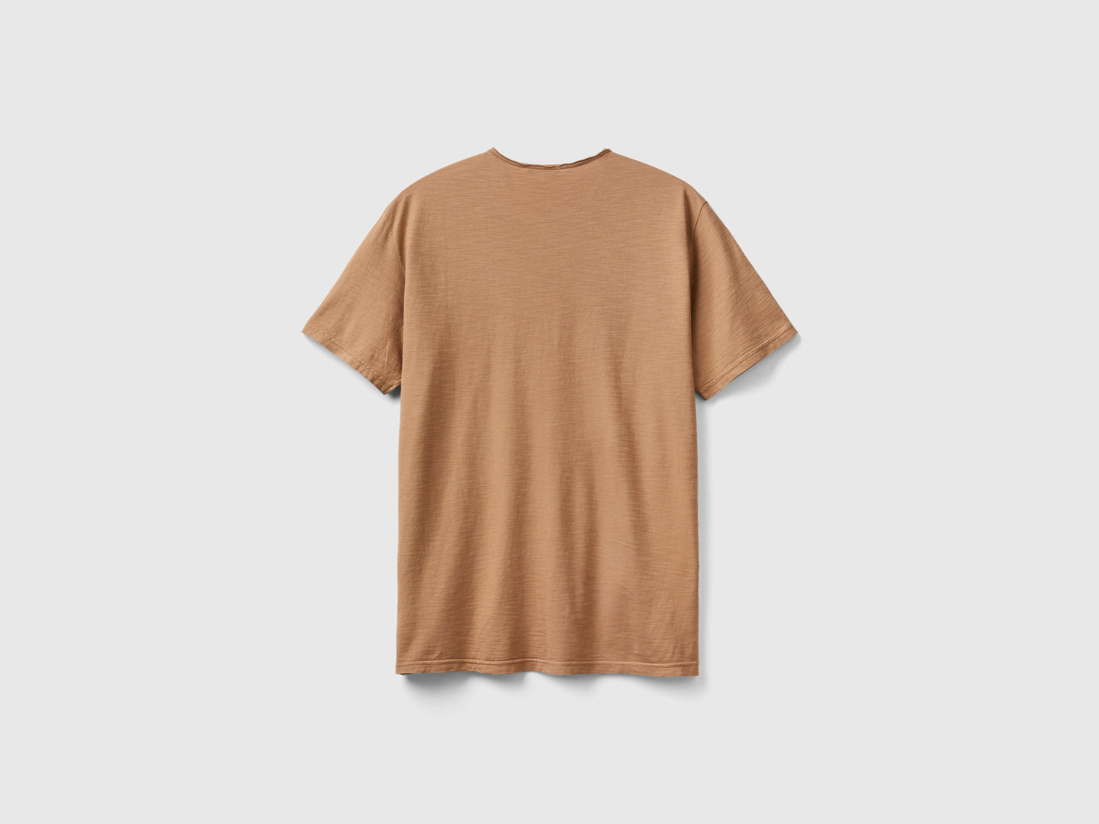 T-shirt in cotone fiammato da uomo cammello 2 | Benetton Outlet