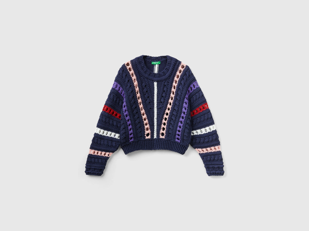 Maglia con trecce e trafori