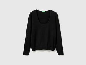 Maglia con scollo quadrato