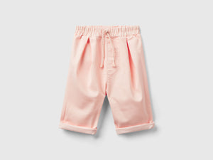 Pantaloni stretch con coulisse