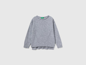 Maglia lavorata con giochi di punti