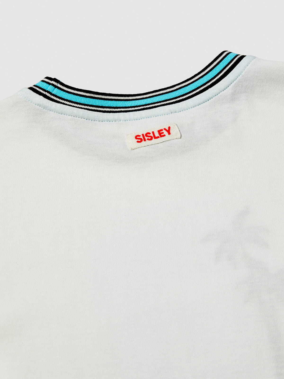 T-shirt con stampa ricamata