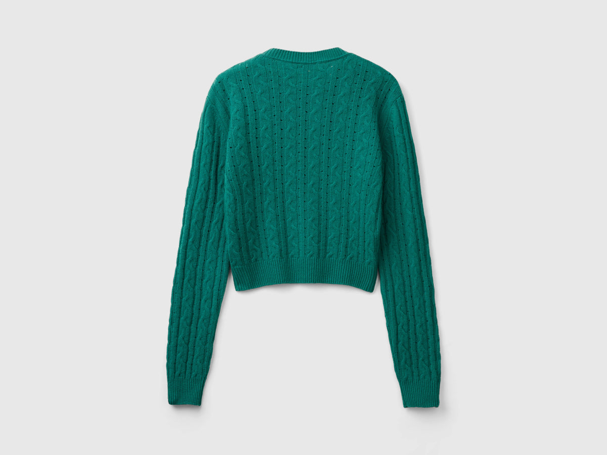 Maglia cropped con trecce e trafori