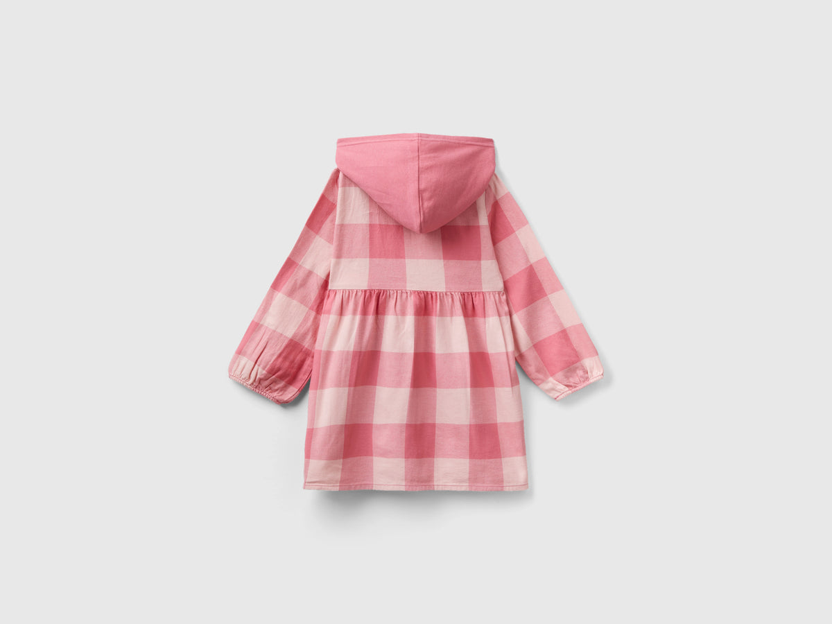 Vestito scozzese con cappuccio